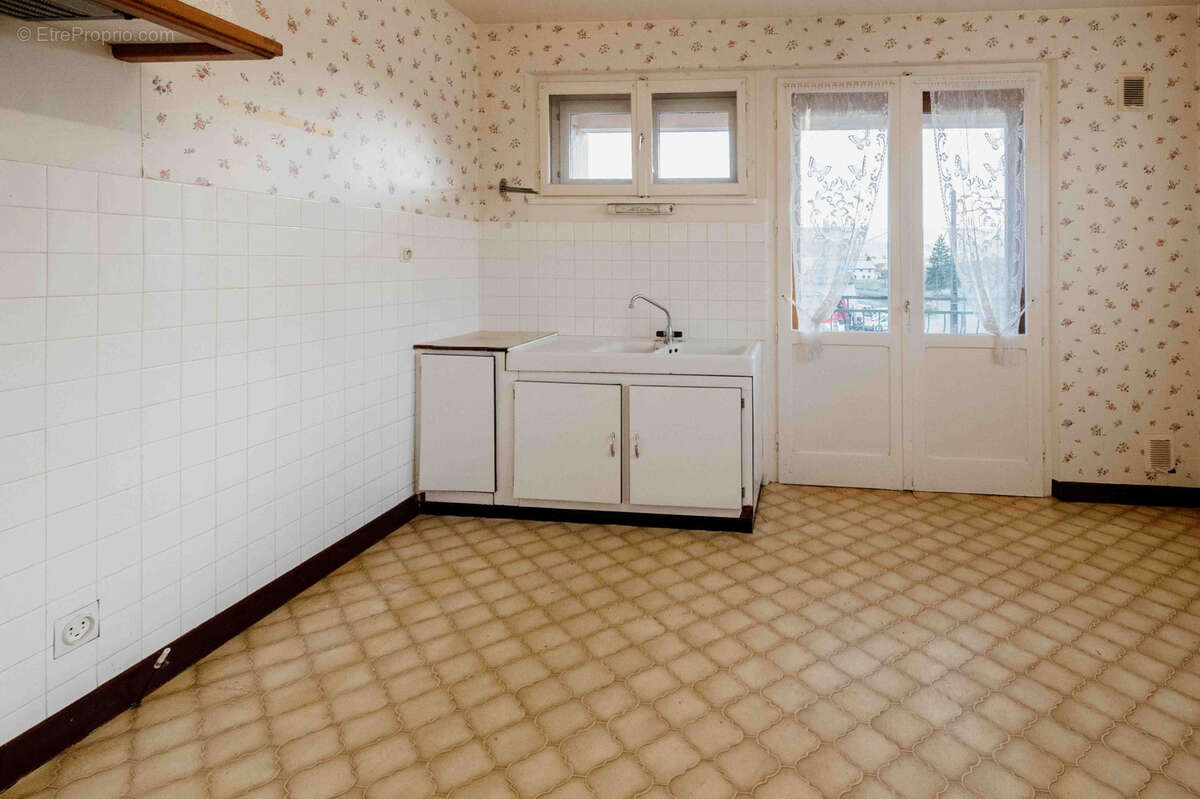 Maison à LA LONGEVILLE