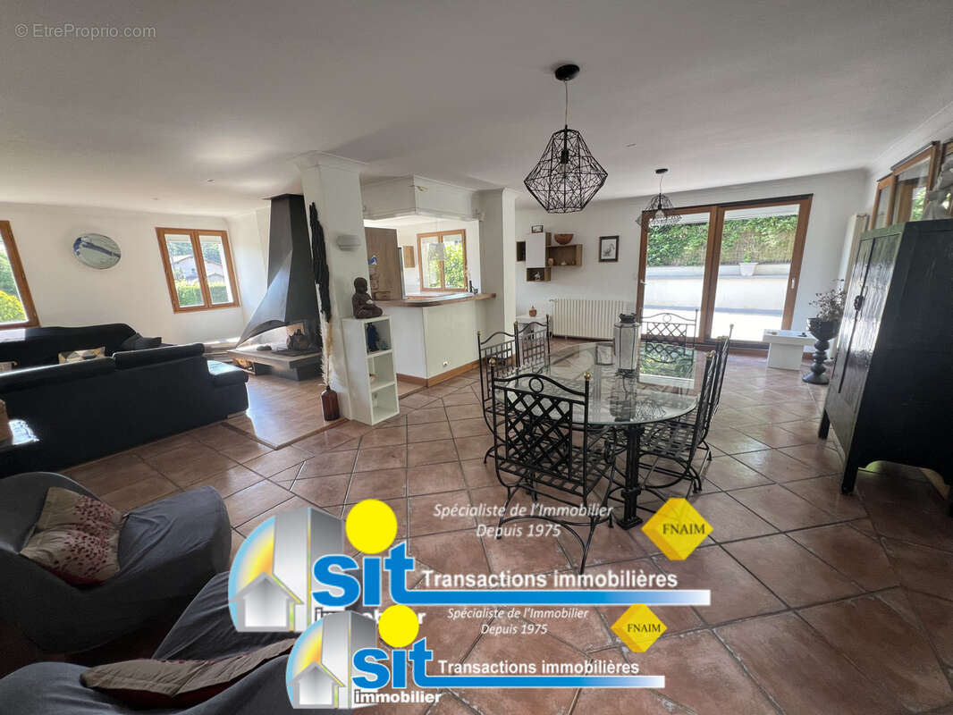 Grande propriété - 270m2 habitables - photo 11