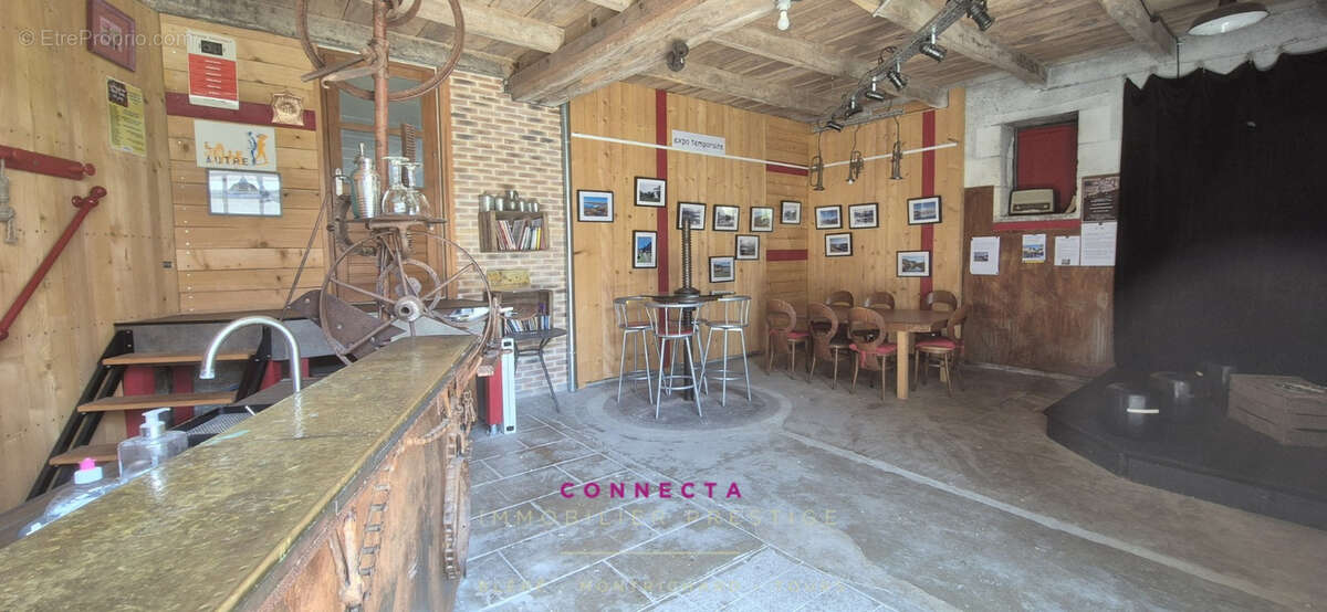 Maison à AZAY-SUR-CHER