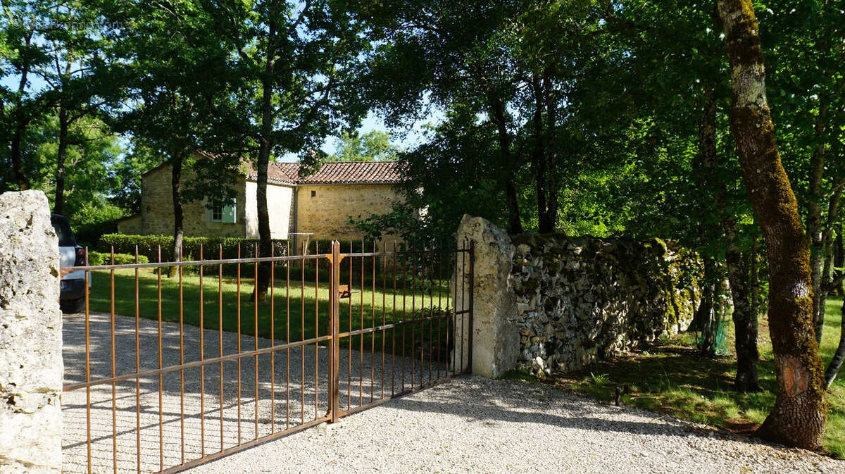 Maison à ESCLAUZELS