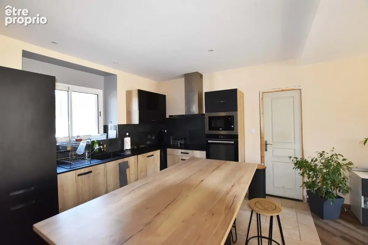Maison 5 pièces 134 m² à vendre à Ales (30100) - photo 4
