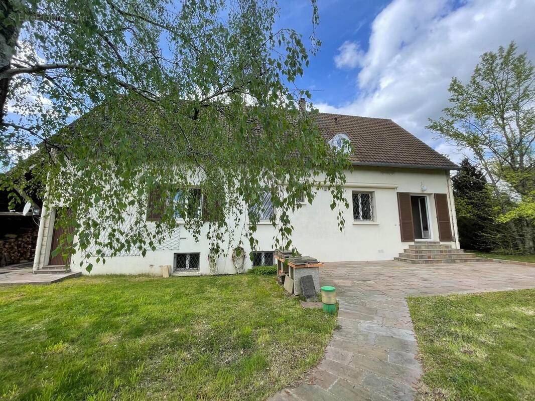 Photo 1 - Maison à CERNAY-LA-VILLE