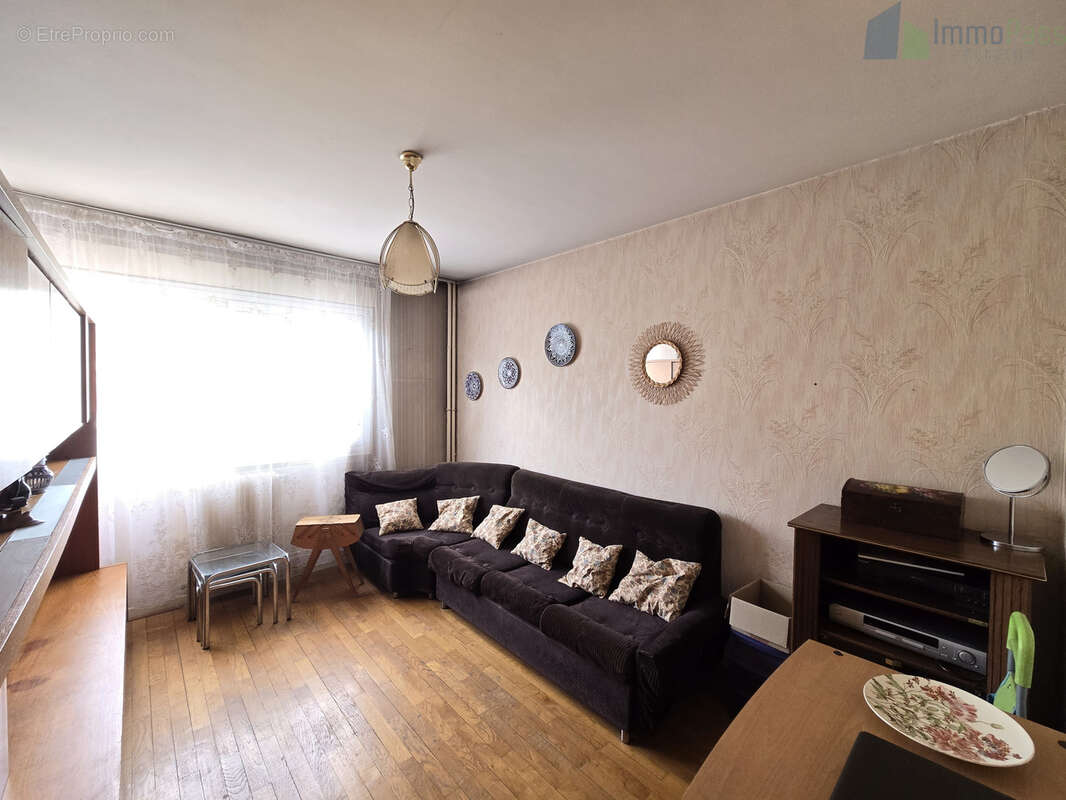 Appartement à LYON-8E