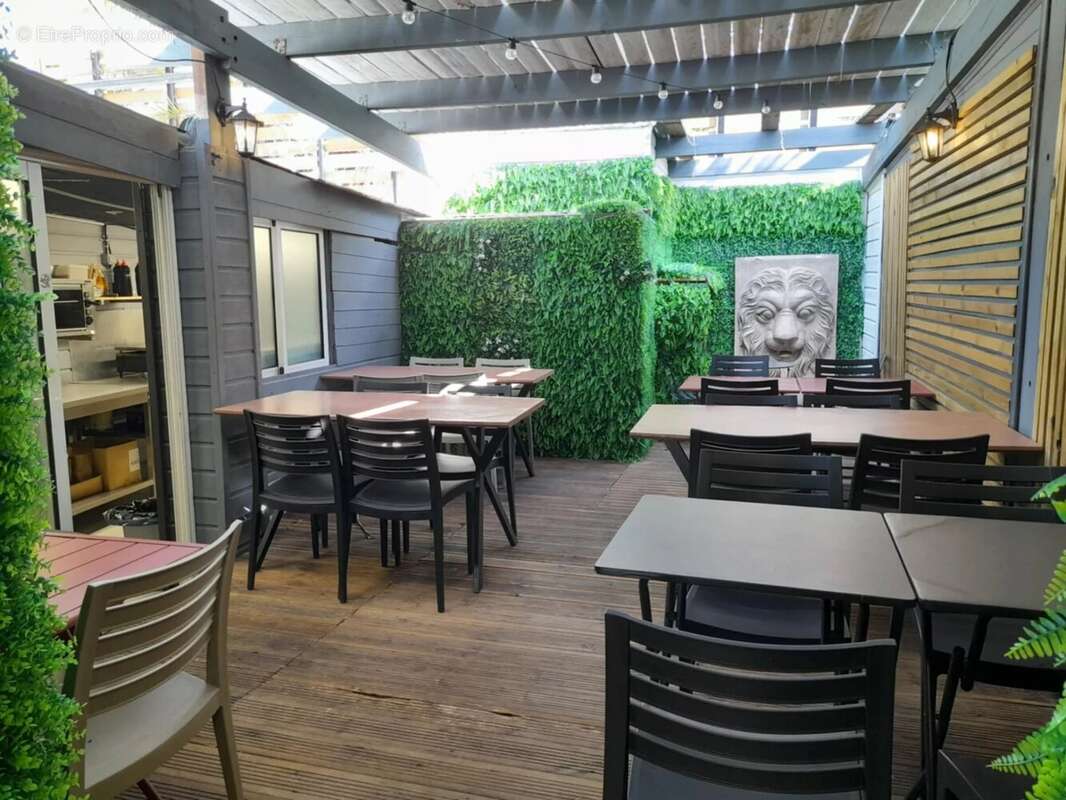 Commerce à SAINT-PIERRE