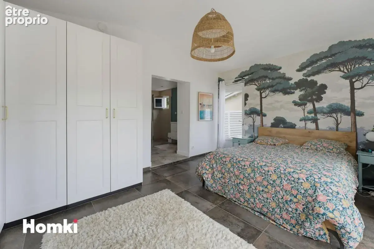 Maison rénovée – 155 m² – 4 chambres – piscine – terrain 1 200 m² - photo 13