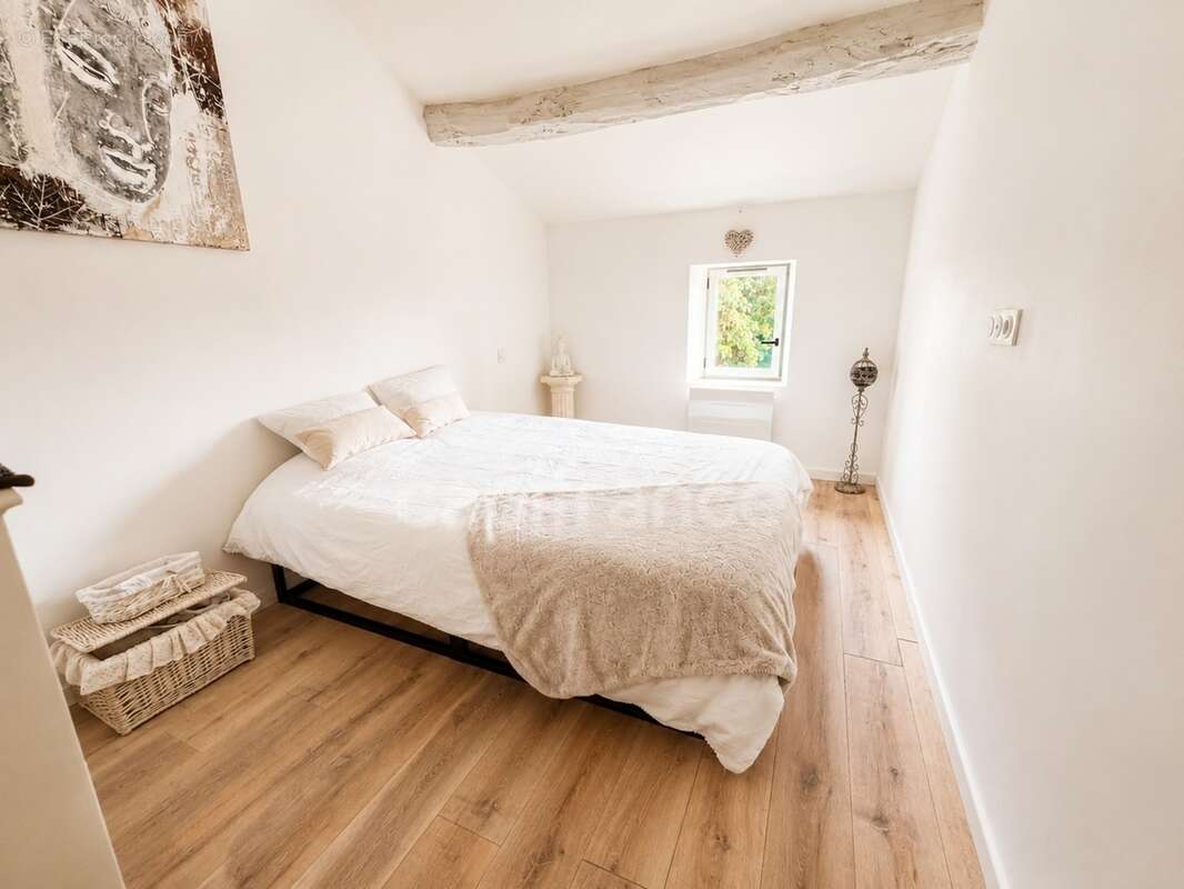Maison en pierre pleine de charme à Saint-Porchaire - photo 3