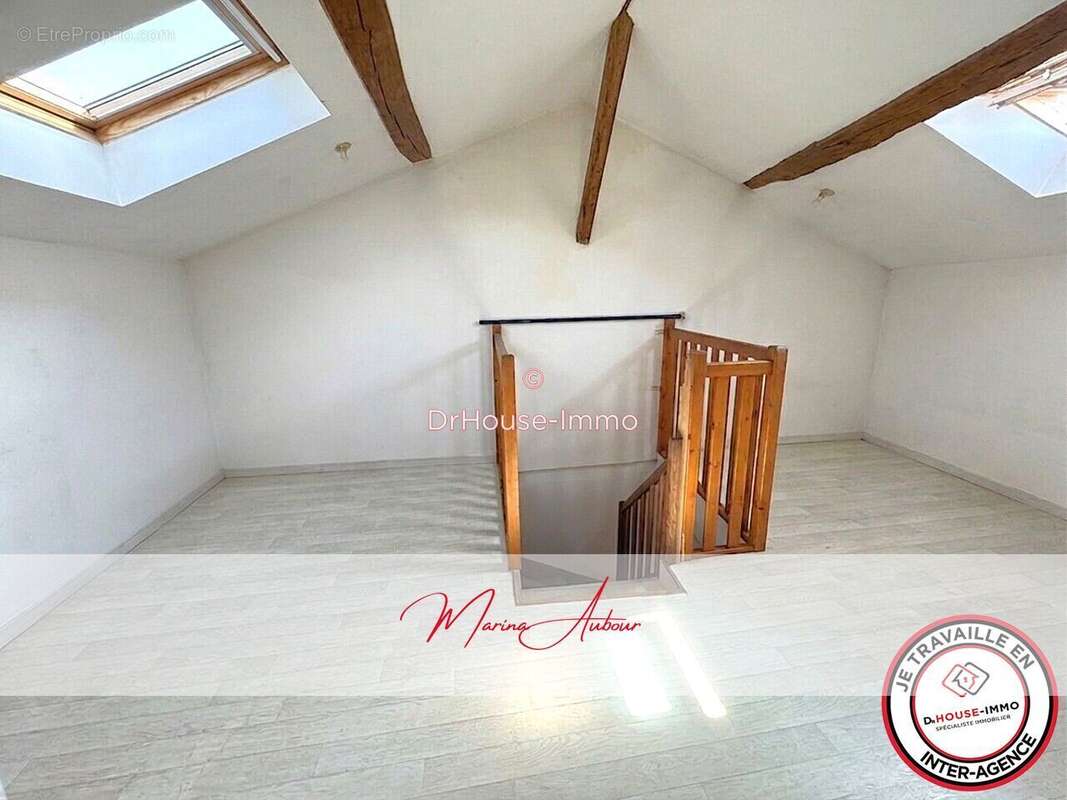 Maison 156 m² à Monts-Sur-Guesnes  - photo 21