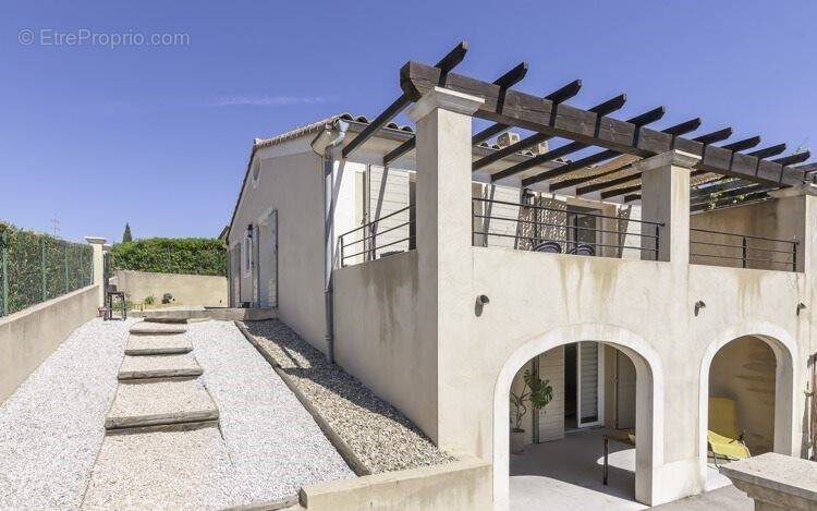 Maison à NEBIAN