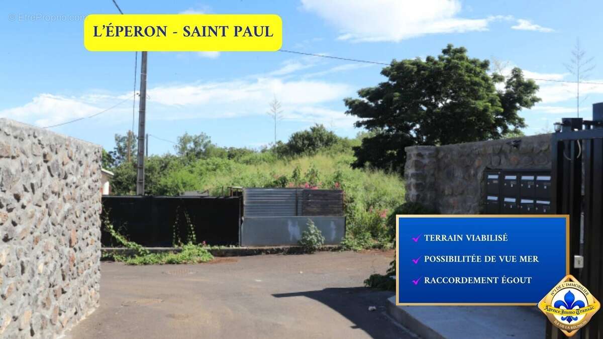 Terrain 350 m² à Saint-Paul  - photo 2