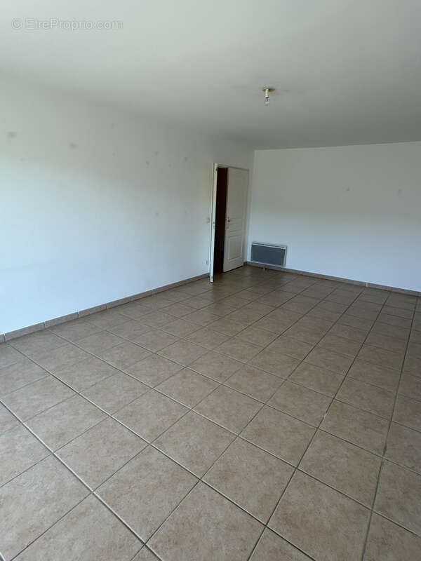 Appartement à MARSEILLE-12E