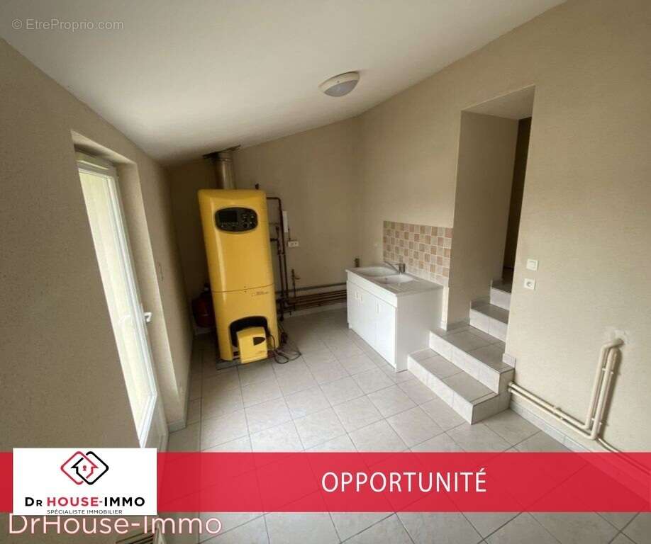 Maison à CHEF-BOUTONNE