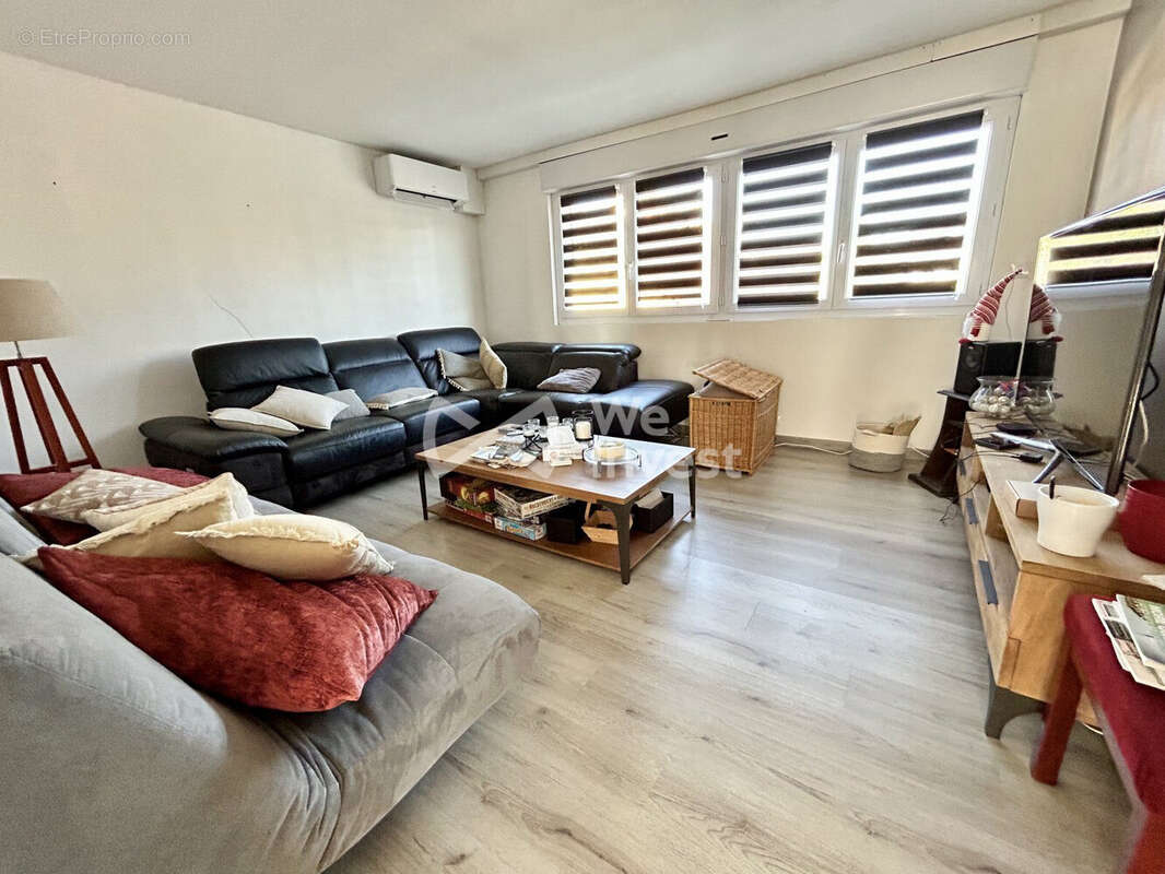 Appartement à MOUROUX