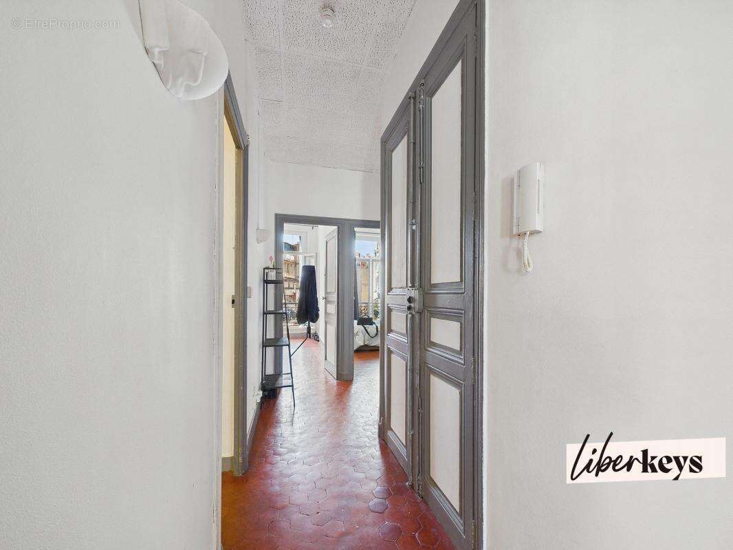 Appartement à MARSEILLE-6E
