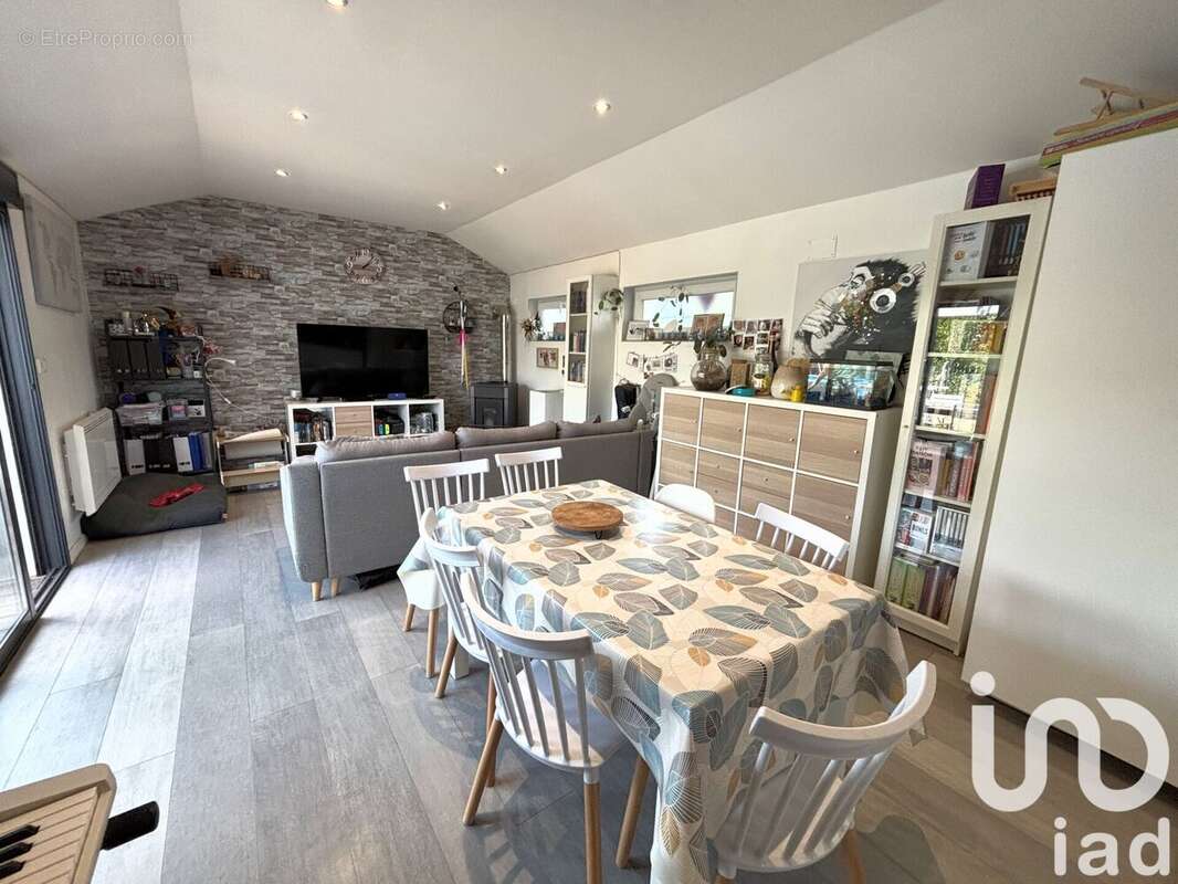 Photo 3 - Maison à BOUGUENAIS