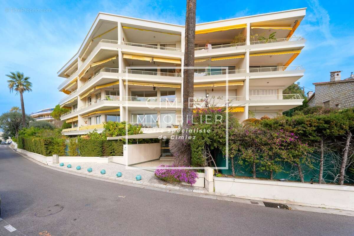Appartement à NICE