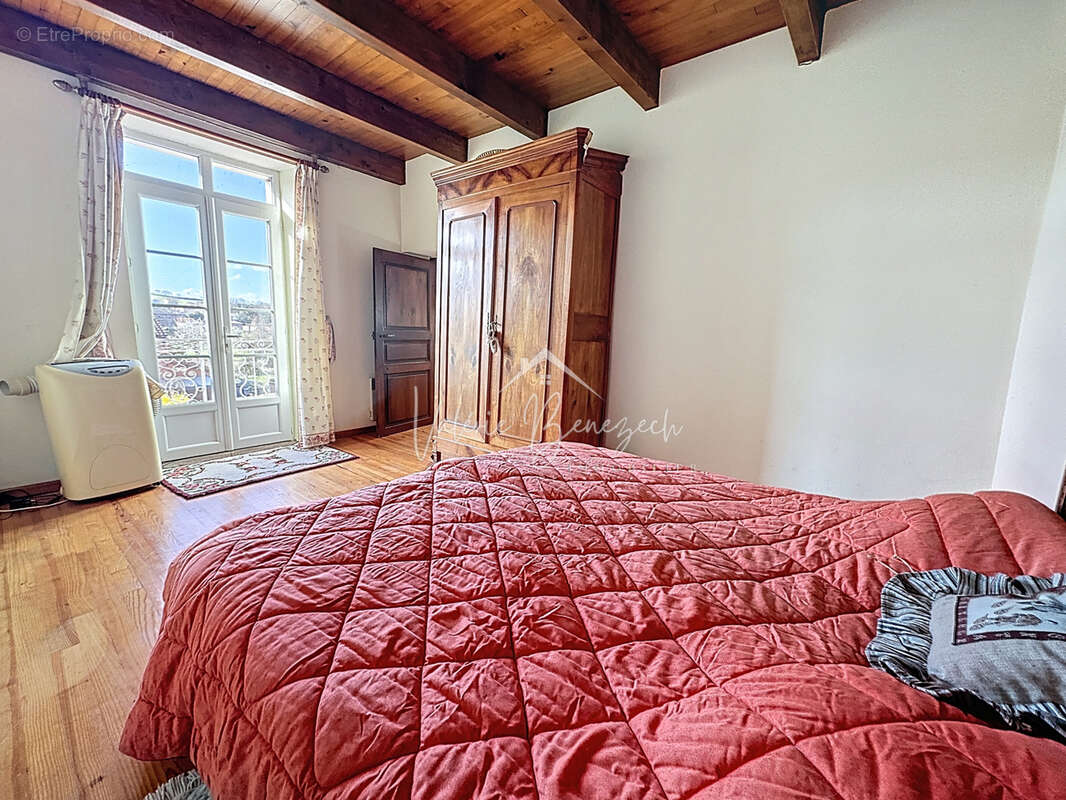 Maison à VABRES-L'ABBAYE