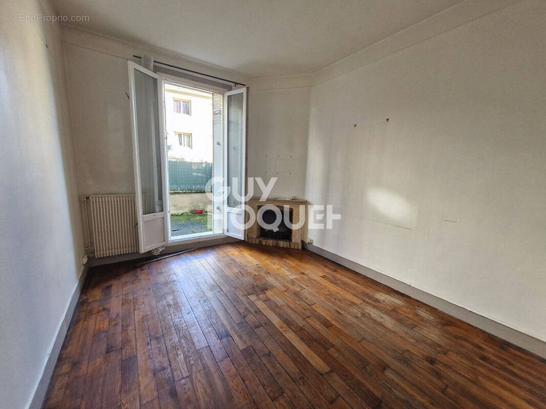 Appartement à FONTENAY-SOUS-BOIS