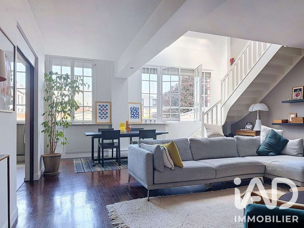 Appartement 163 m² à La Garenne-Colombes  - photo 2