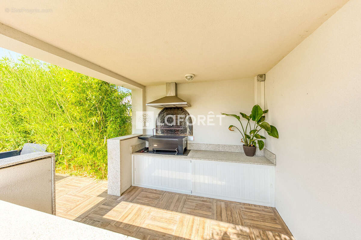 Maison Contemporaine de 204m² dans le secteur du Bouquet à Pontault-Combault - photo 11