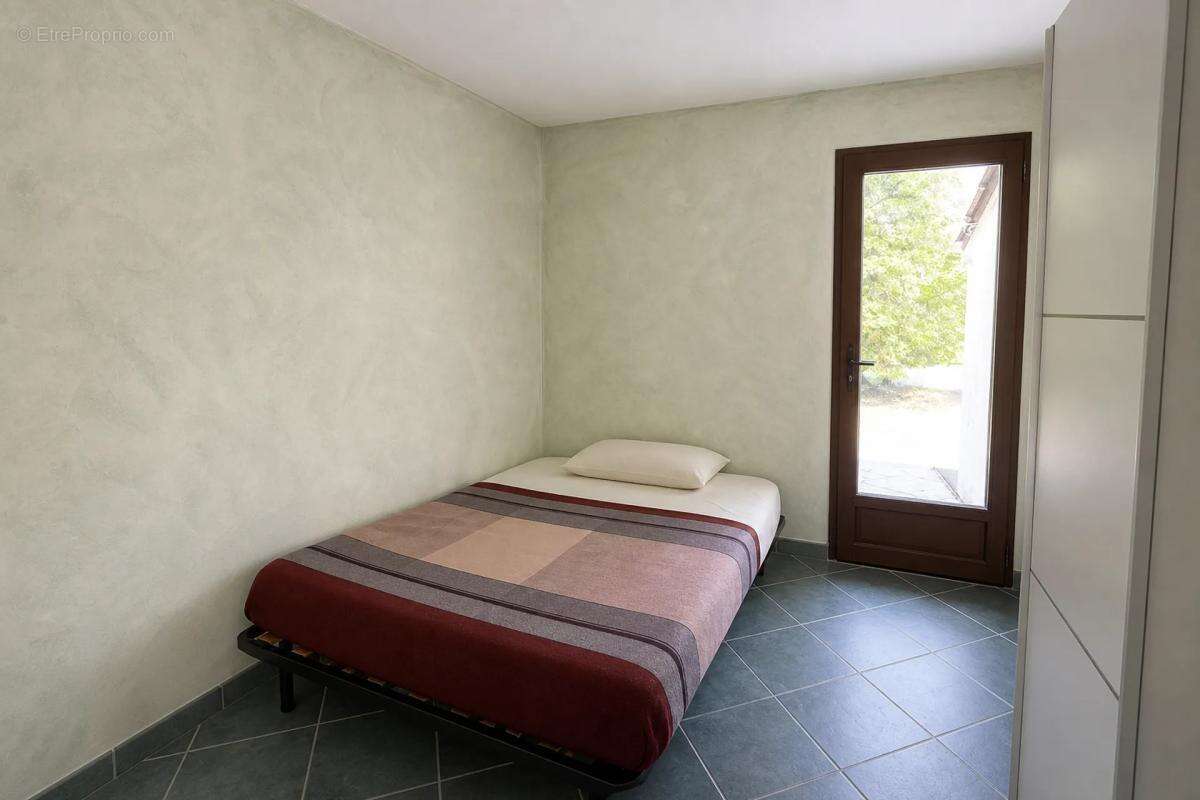 Maison à SAVIGNY-SUR-CLAIRIS