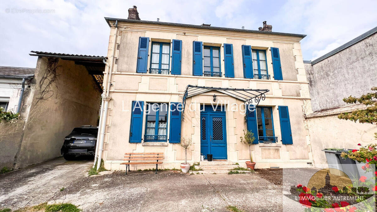 Maison à GRISY-LES-PLATRES