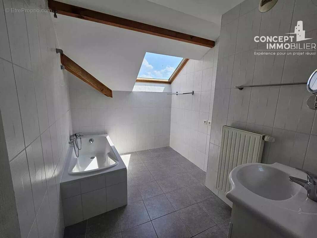 Appartement à vendre Manom 3 pièce(s) 78 m2 - photo 5