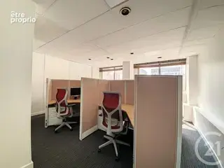 Bureaux 121.15m2 avec place de parking résidence Saint Sébas - photo 6