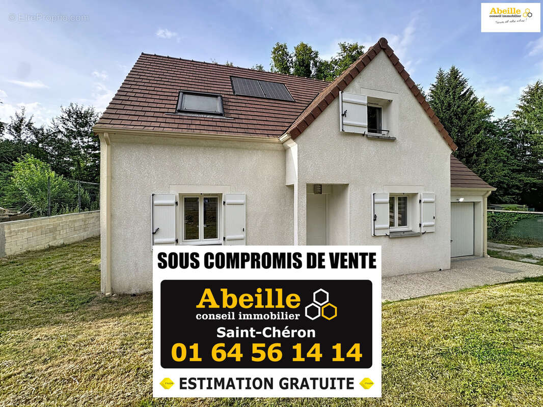 Maison à SAINT-CHERON