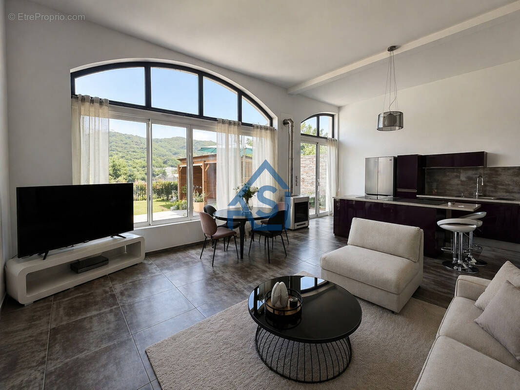 Appartement à LA SAULCE