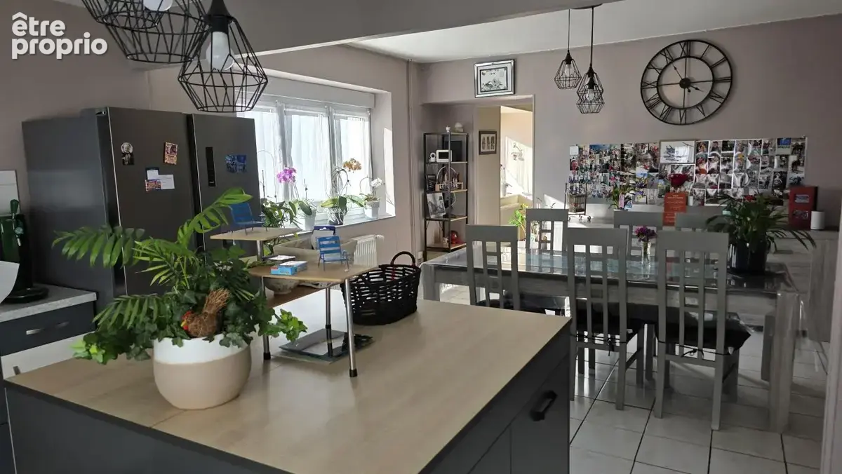 EN EXCLUSIVITÉ : Maison de Caractère au Cœur de Navenne - photo 2