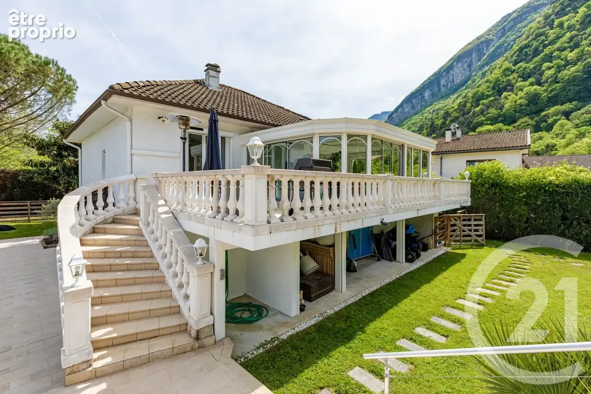 Maison 8 pièces 184 m² à vendre à Veurey-Voroize (38113) - photo 15