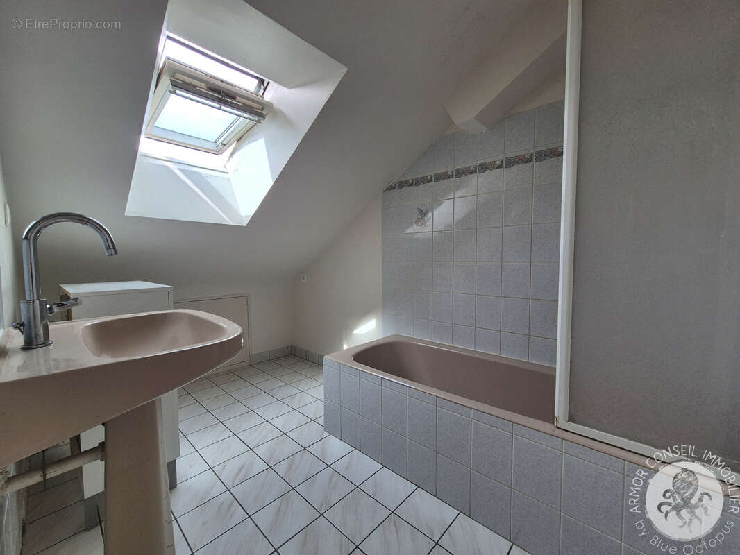 Appartement à LAMBALLE
