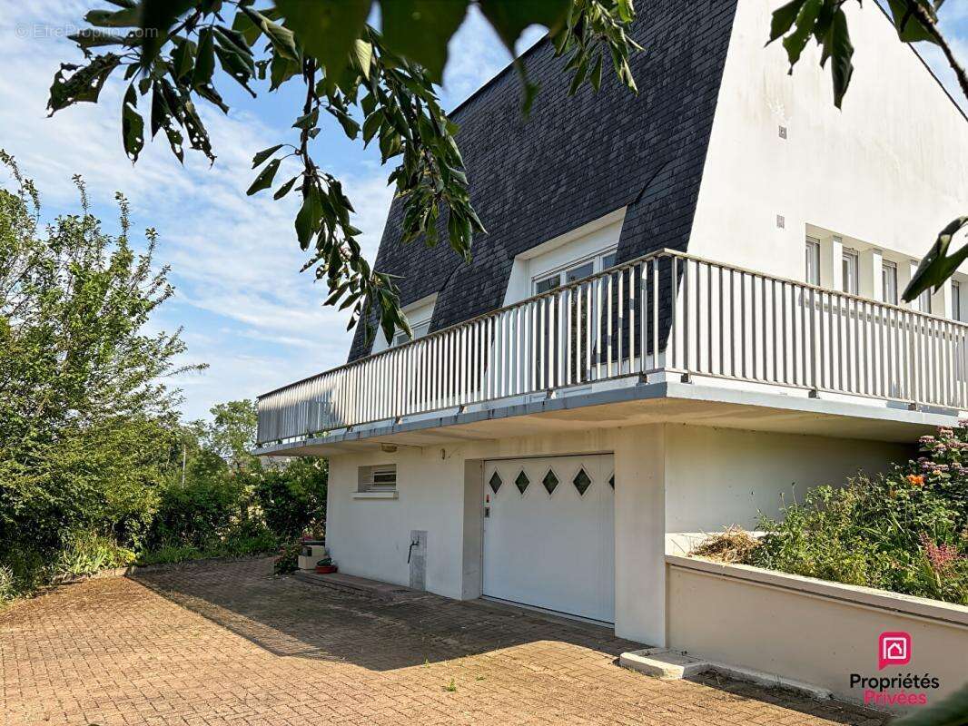Maison à SABLE-SUR-SARTHE
