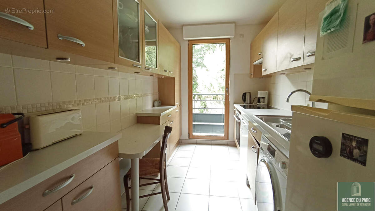 Appartement à VILLE-D'AVRAY