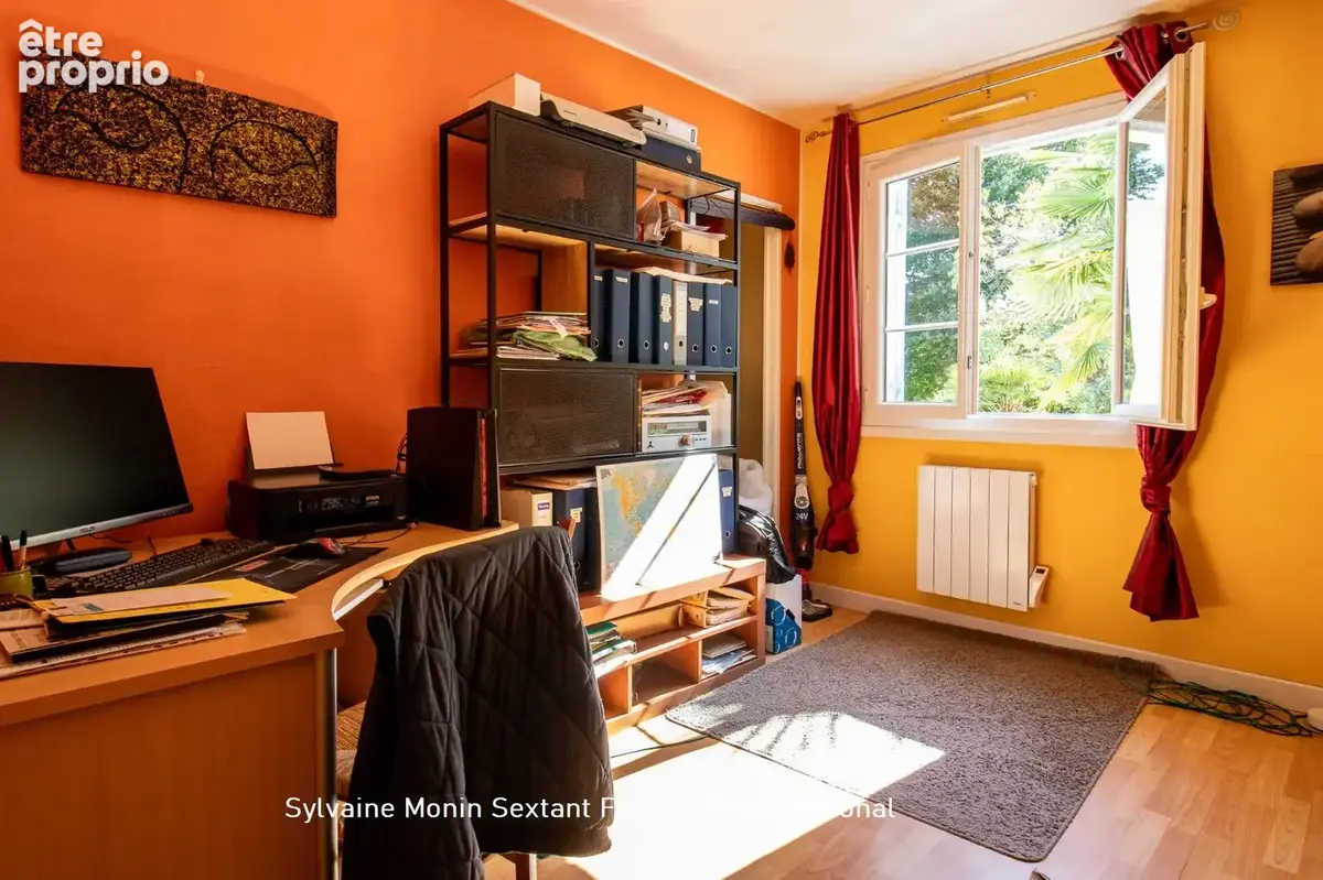 Maison rénovée tout confort avec logement indépendant, terrain clos et espace piscine - photo 13