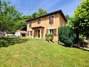 Maison à CHAMPIER