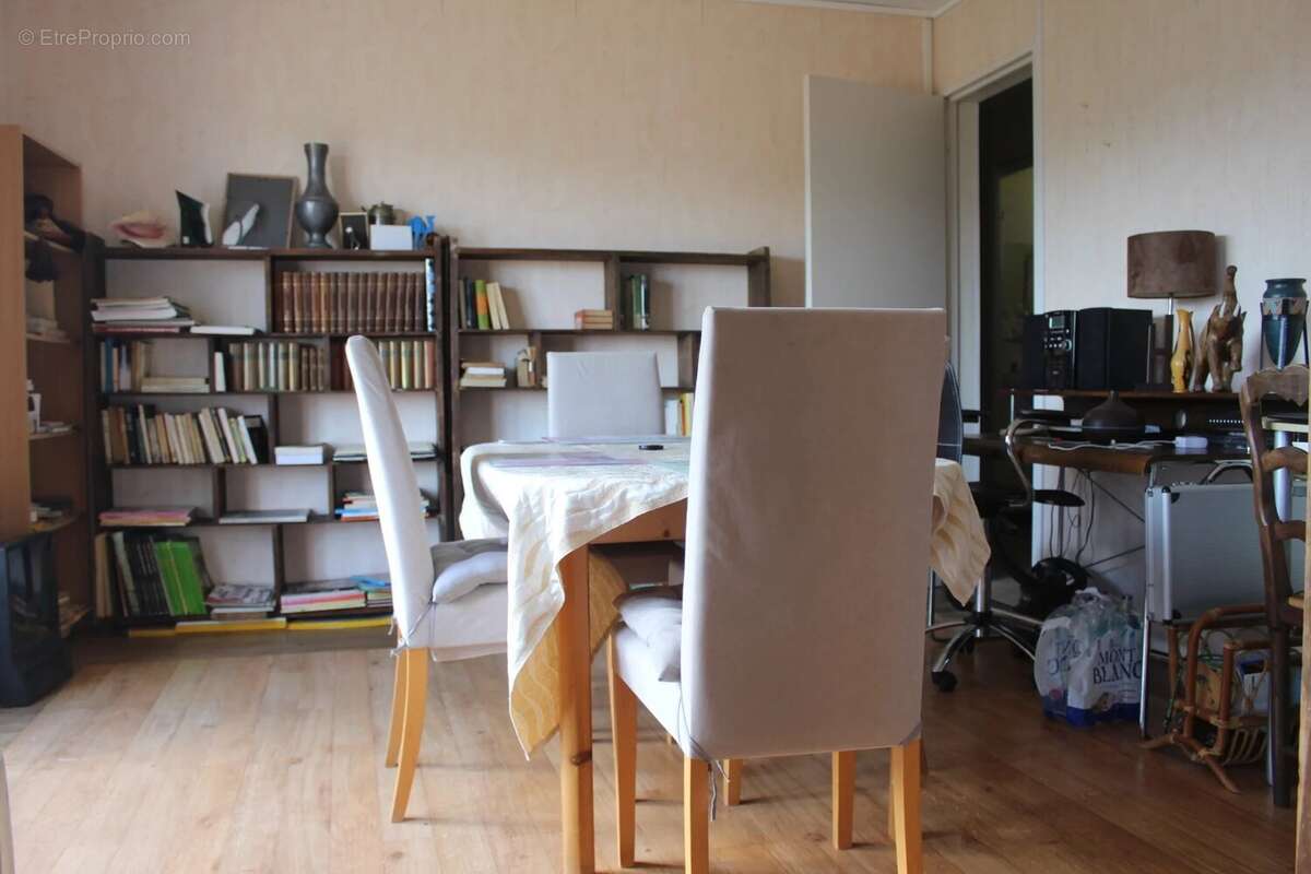 Appartement T4 /5 MONTREJEAU - photo 3