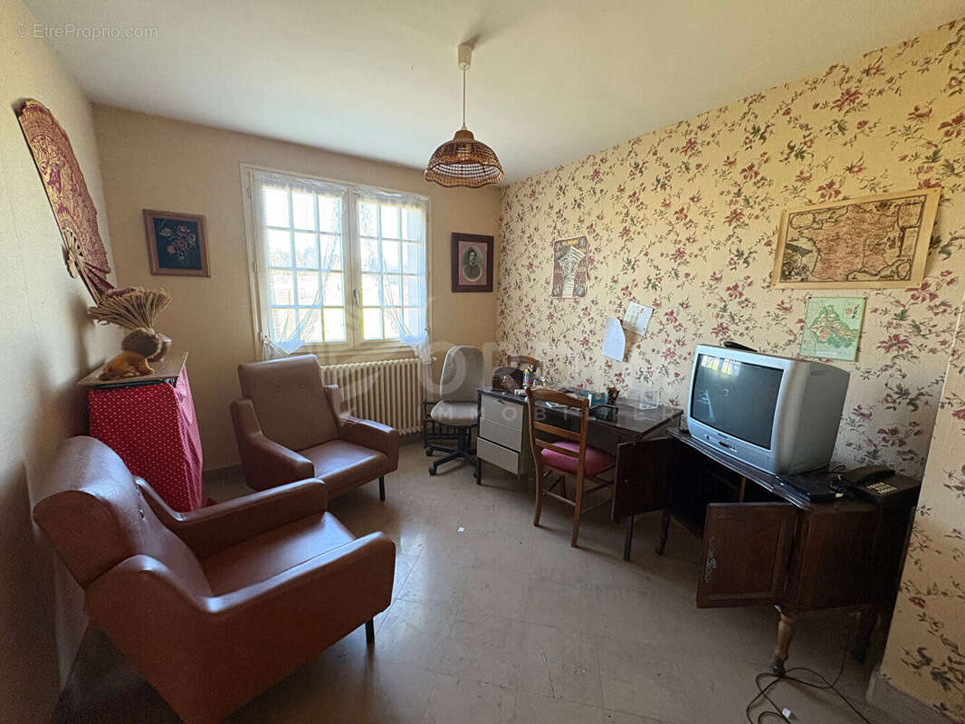 Maison à POILLY-SUR-SEREIN