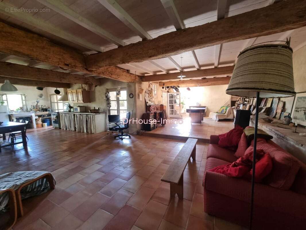 Maison 330 m² à Rabastens  - photo 14
