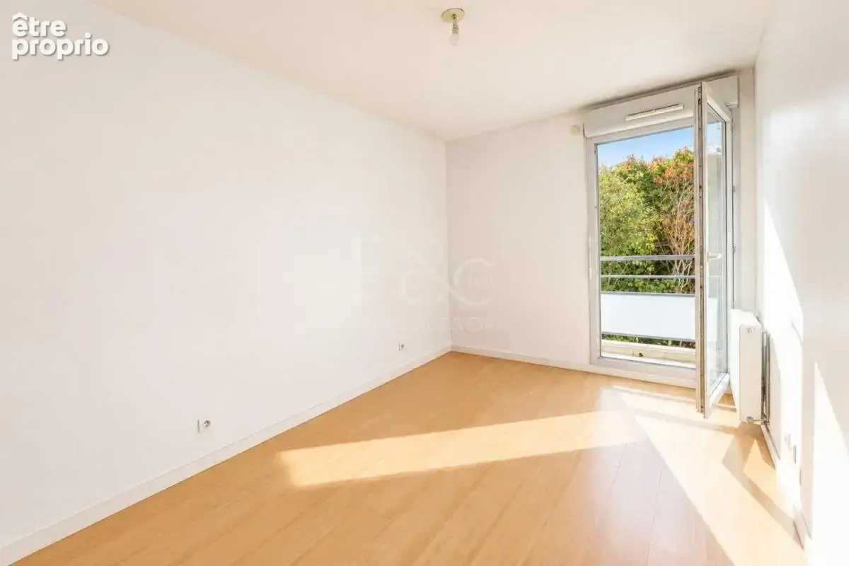 Appartement T3 de 71m² - Bron - photo 6