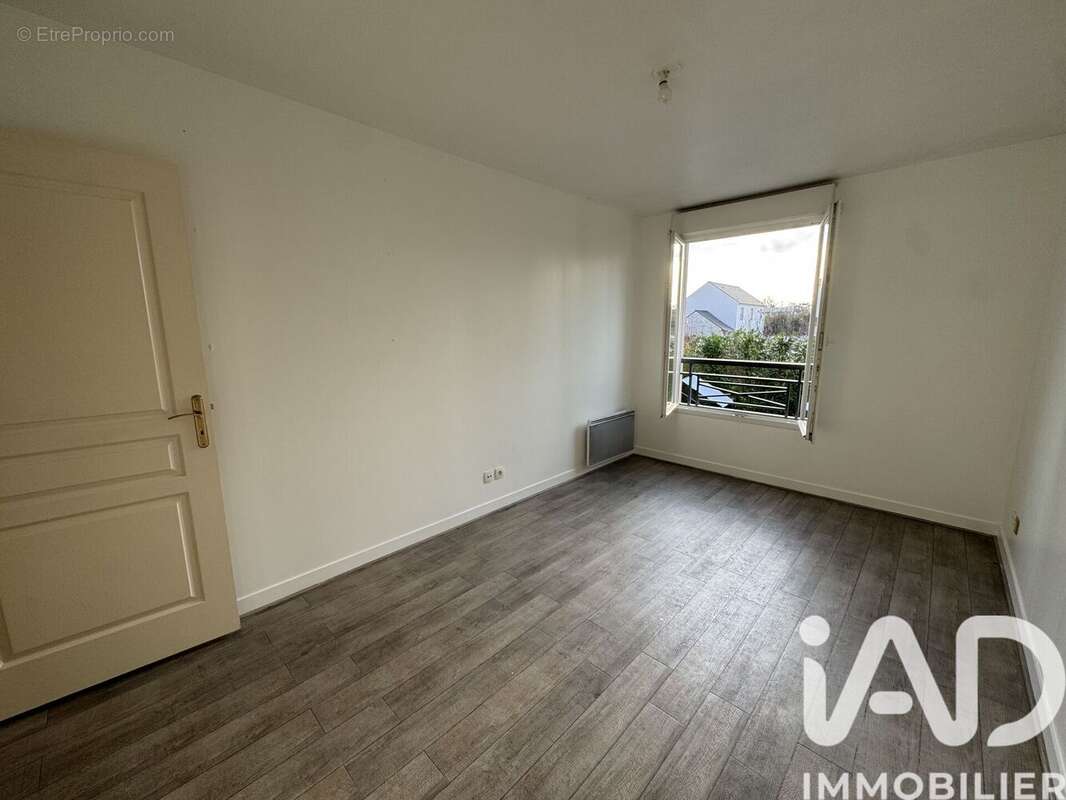 Photo 7 - Appartement à BEAUMONT-SUR-OISE