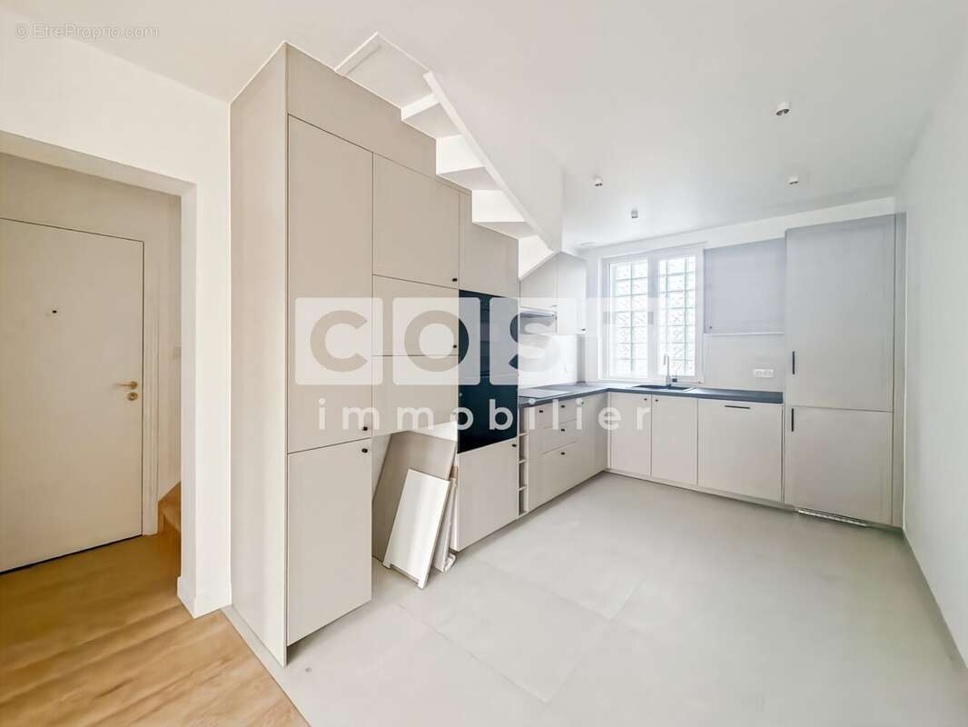 Appartement à ASNIERES-SUR-SEINE