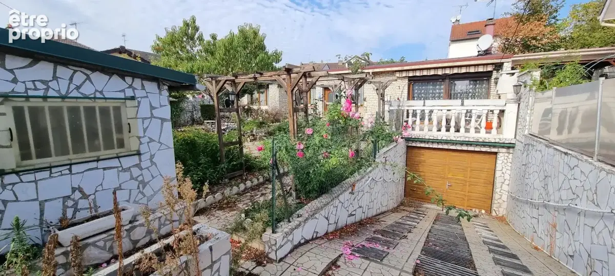 Maison à GARGES-LES-GONESSE