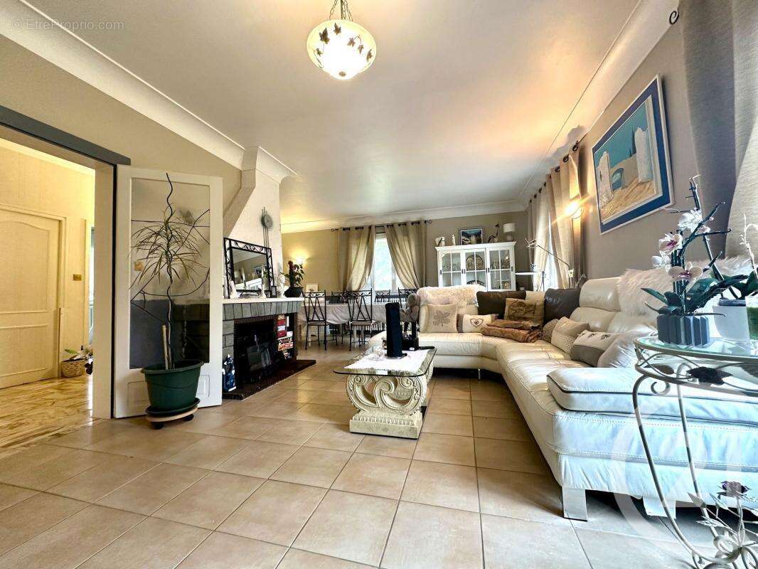 Maison 139 m² à Aixe-Sur-Vienne  - photo 5