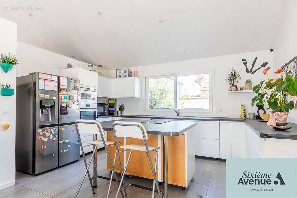 Maison à SAVIGNY-SUR-ORGE