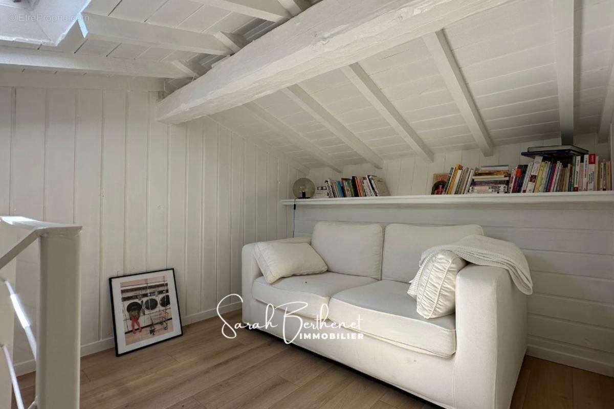 Maison à CHARLY