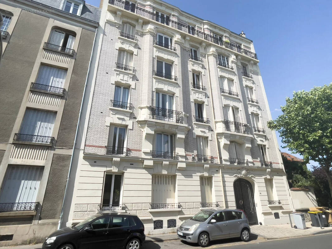 Appartement à LE PERREUX-SUR-MARNE