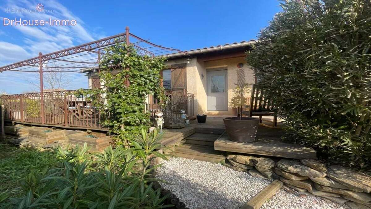 Maison à PENNAUTIER