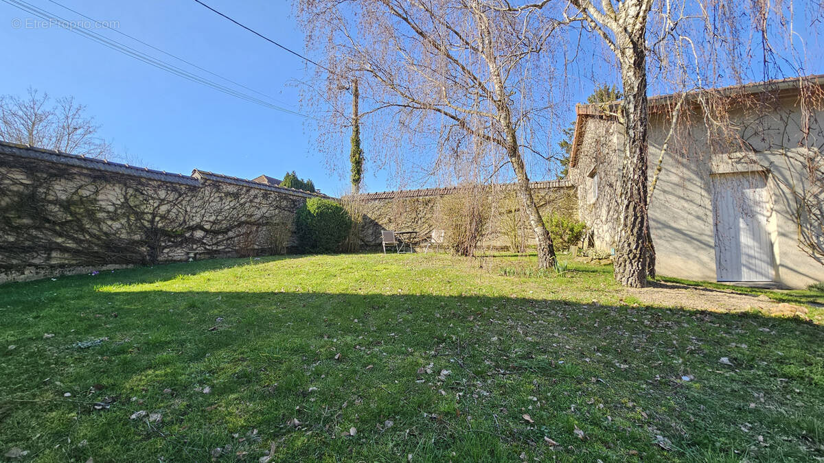 Maison à LAVANNES