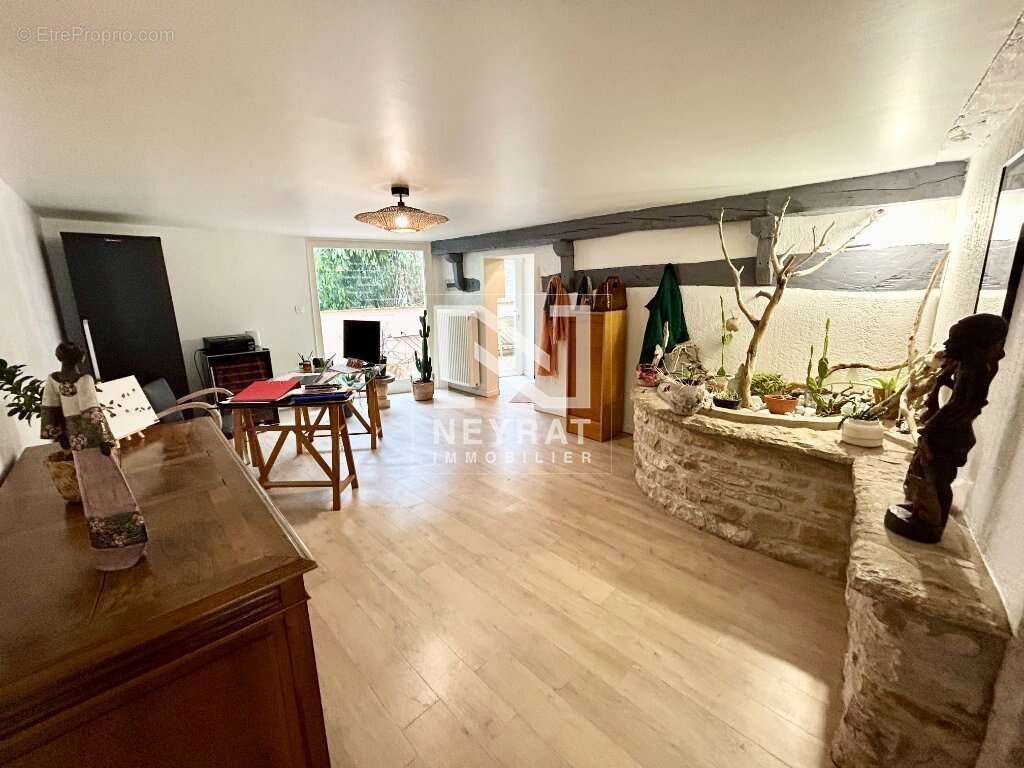 Maison à SENNECEY-LE-GRAND